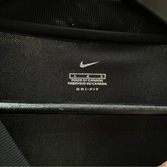 Nike Dri-Fit Tee Size Large - Picture 4 of 4